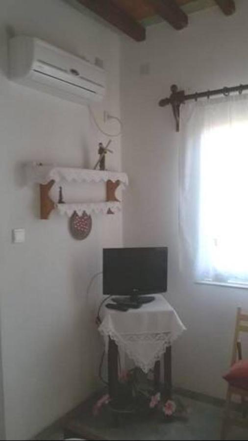 Apartment In The Center Of Artemonas, Sifnos Eksteriør bilde